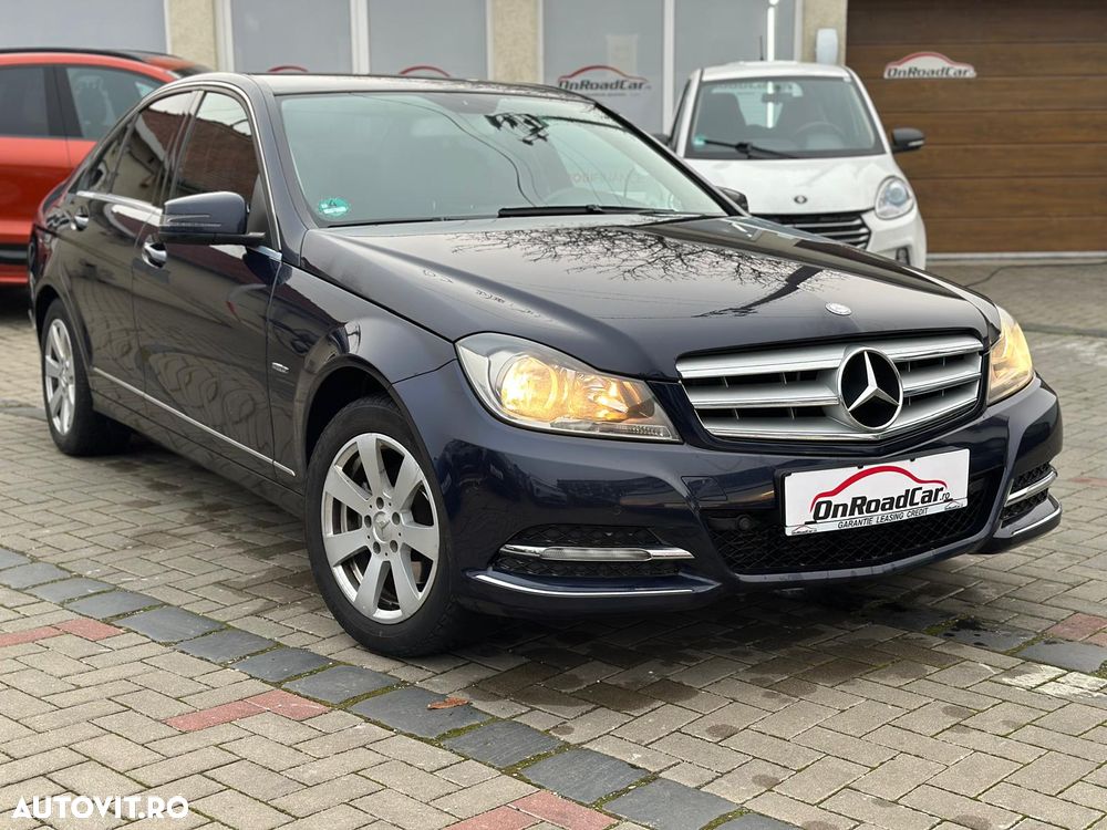 Mercedes-Benz C 180 CGI BlueEFFICIENCY - 2