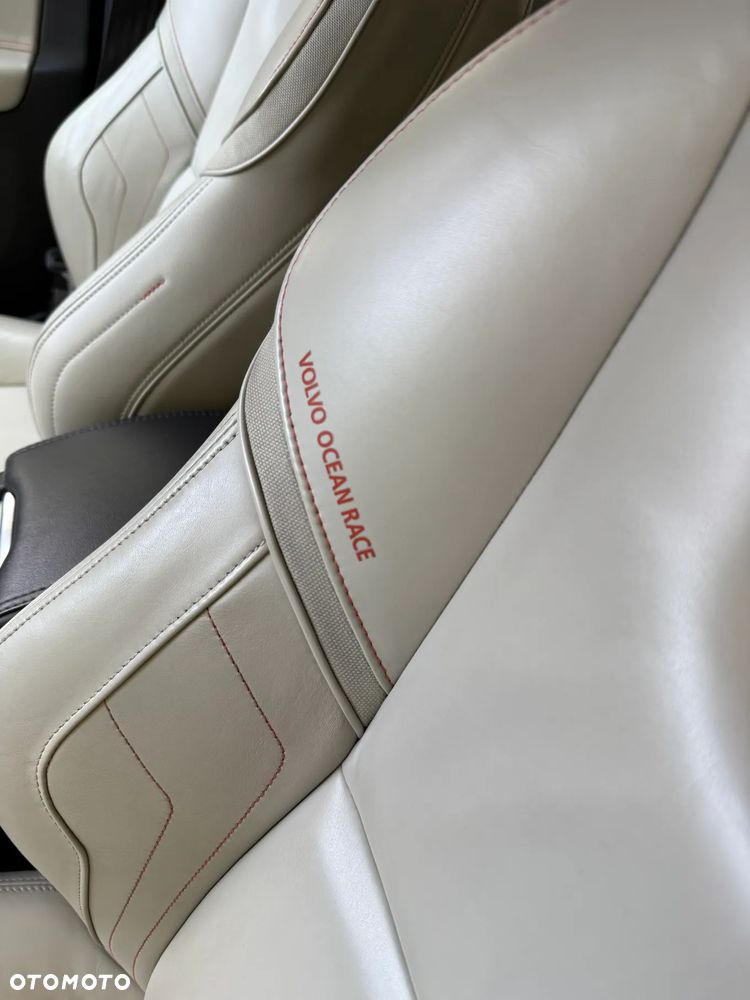 Volvo XC 60 D4 AWD Ocean Race - 15