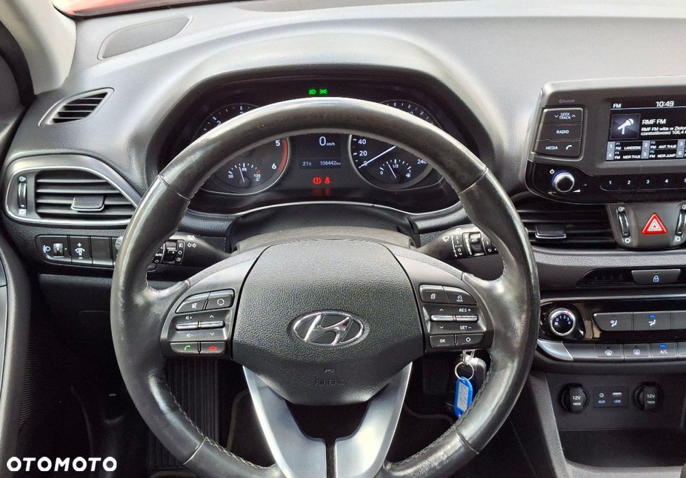 Hyundai i30 - 24
