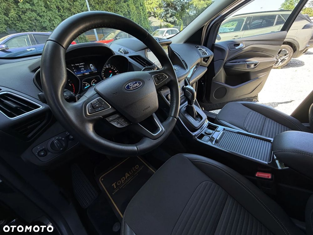 Ford Kuga 2.0 TDCi 2x4 Titanium - 19