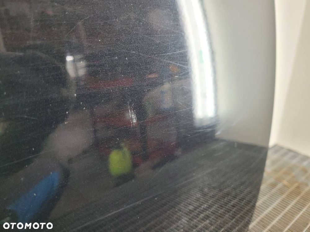 DRZWI TYŁ TYLNE PRAWE KOMPLETNE TOYOTA AVENSIS T25 KOMBI 209 - 9