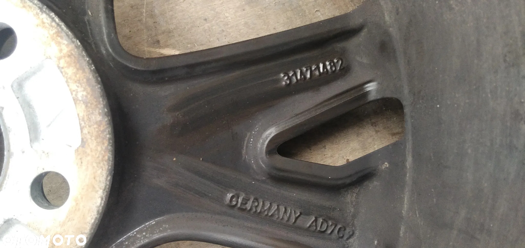 VOLVO S60 V60 FELGA 18" - 4