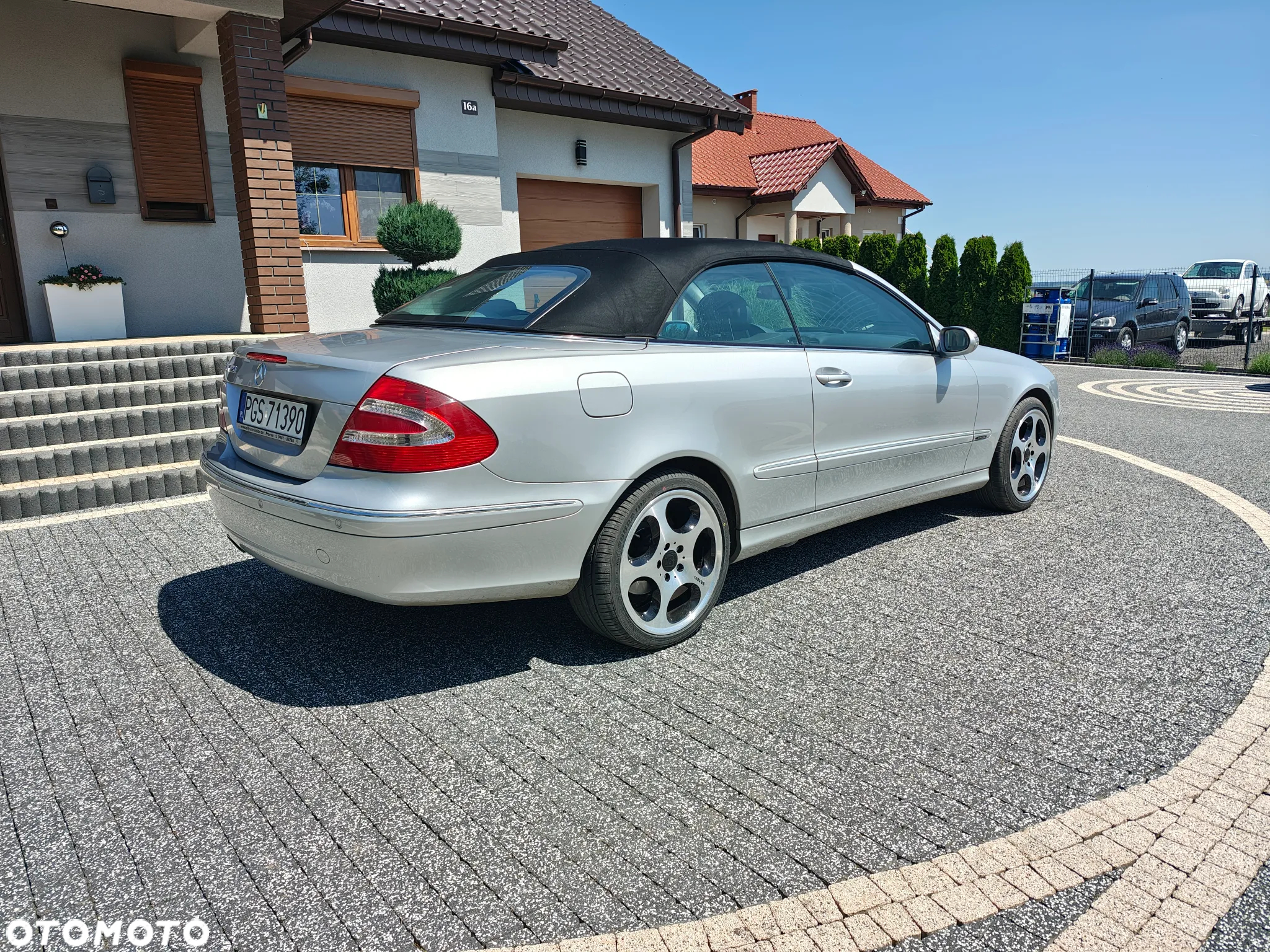 Mercedes-Benz CLK 320 - 13