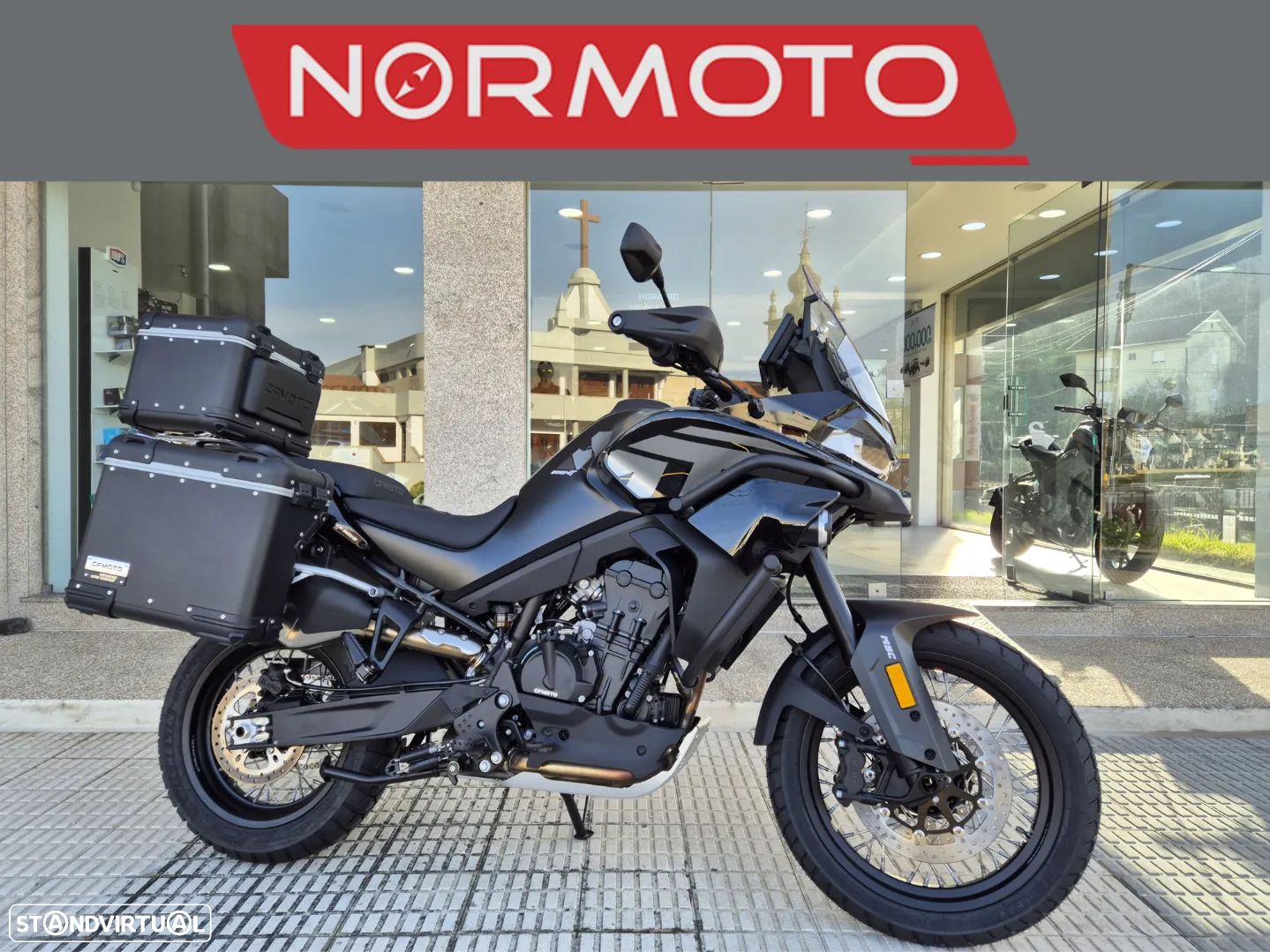 CF Moto 800MT Explore com Pack de malas - 1