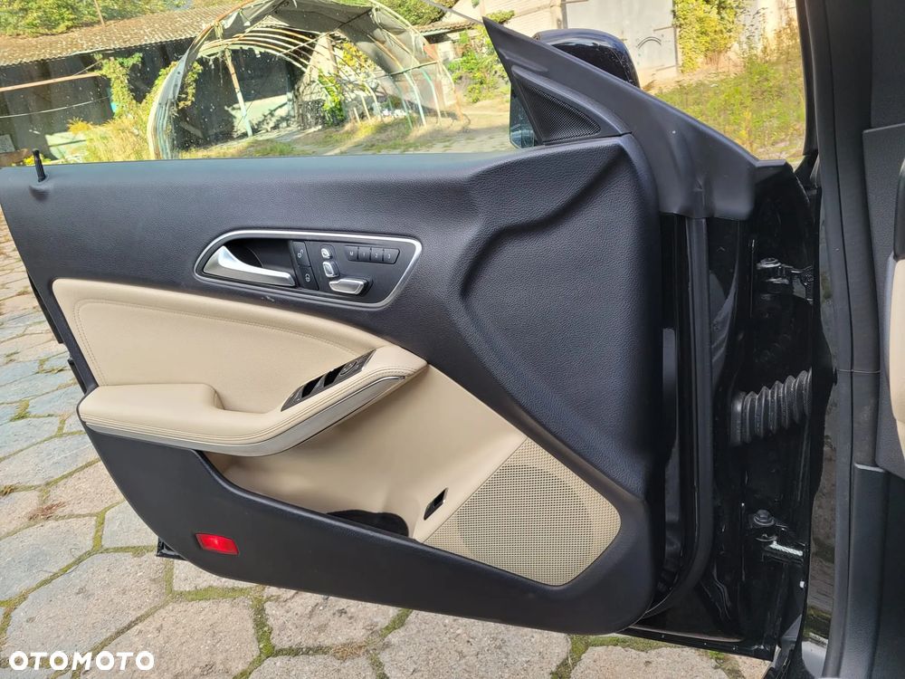 Mercedes-Benz CLA - 18