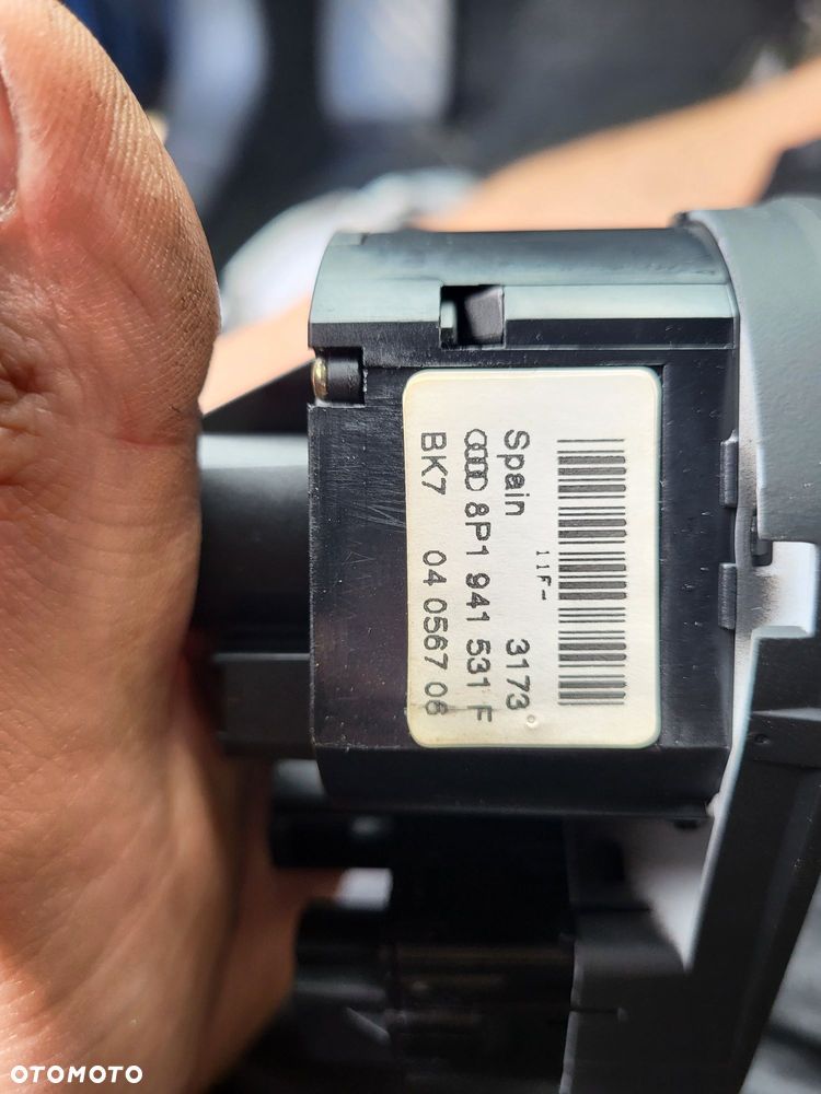 Włącznik świateł audi a3 8p halogen - 2