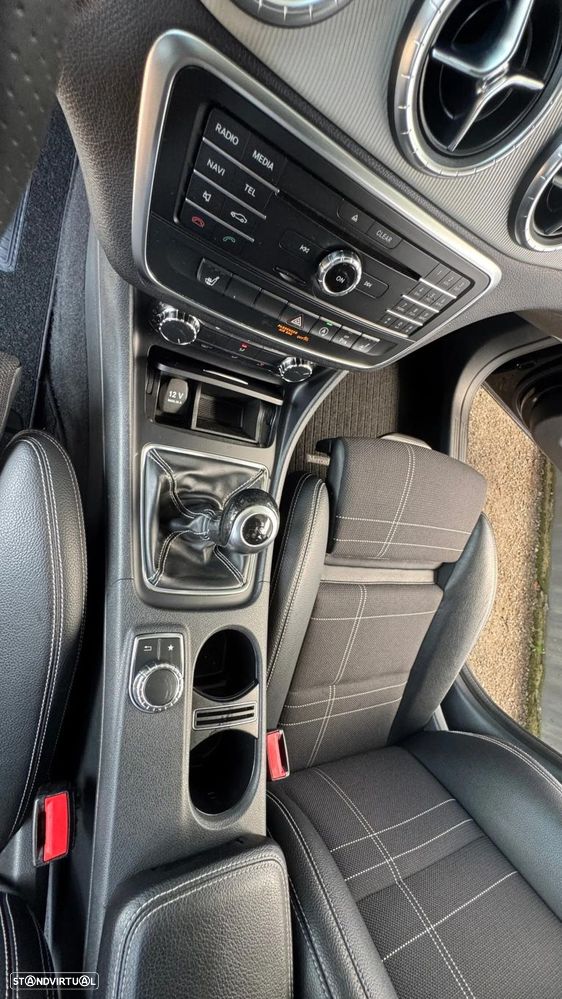 Mercedes-Benz CLA 200 d Shooting Brake Urban - 49