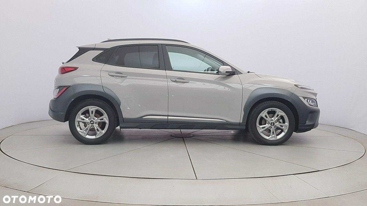Hyundai Kona - 8