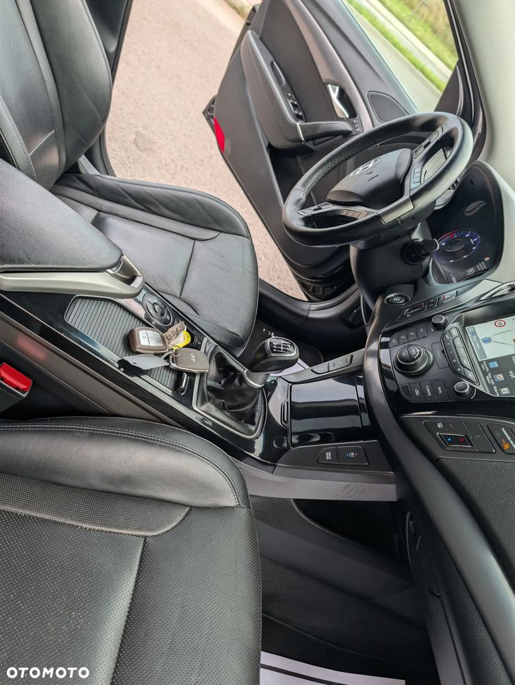 Hyundai i40 Kombi 1.7 CRDi Premium - 31