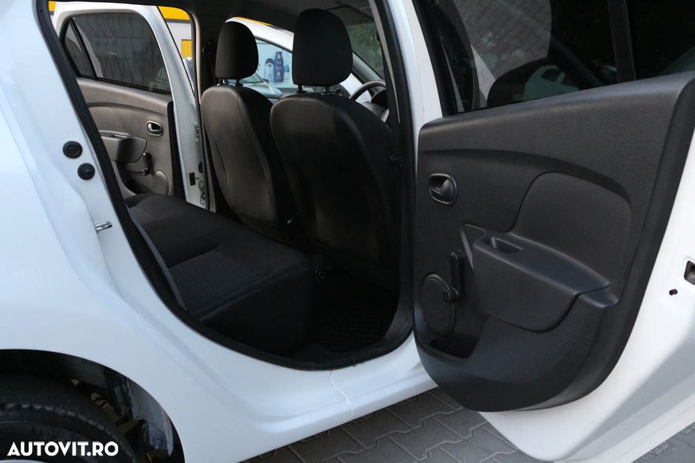 Dacia Logan 1.2 Ambiance - 6