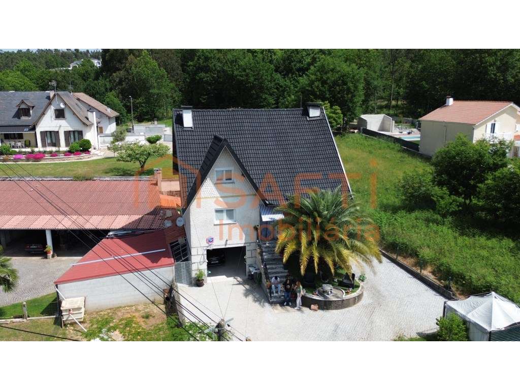 Moradia Isolada T3, com garagem em Queiriga - Grande imagem: 3/60