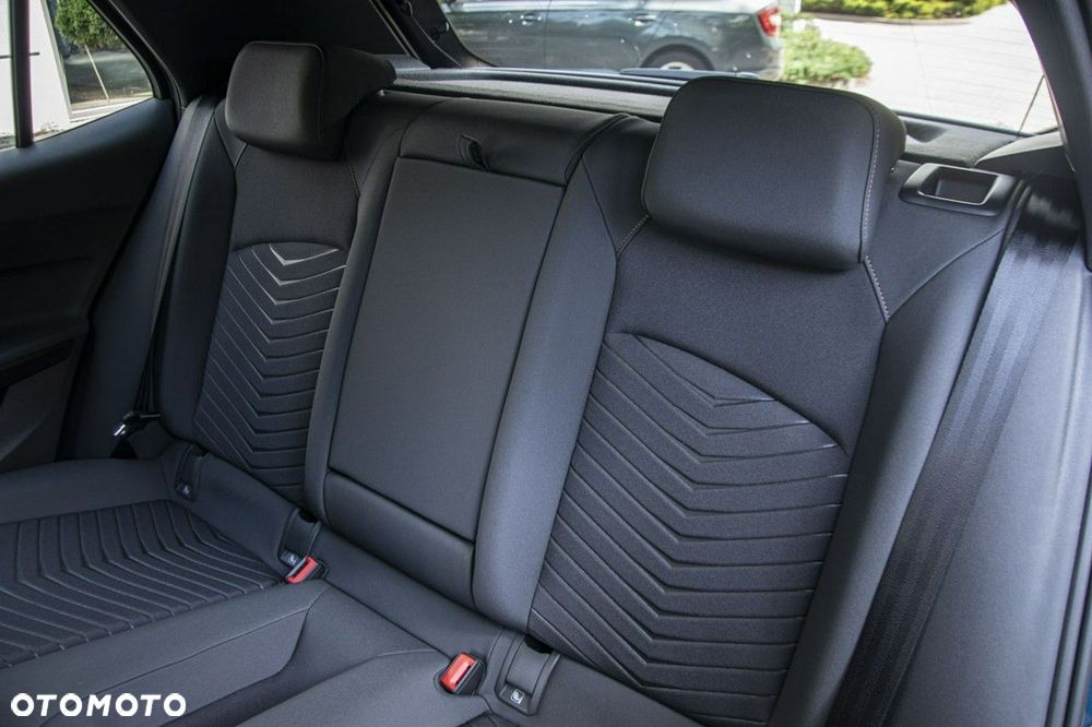Cupra Born - 12