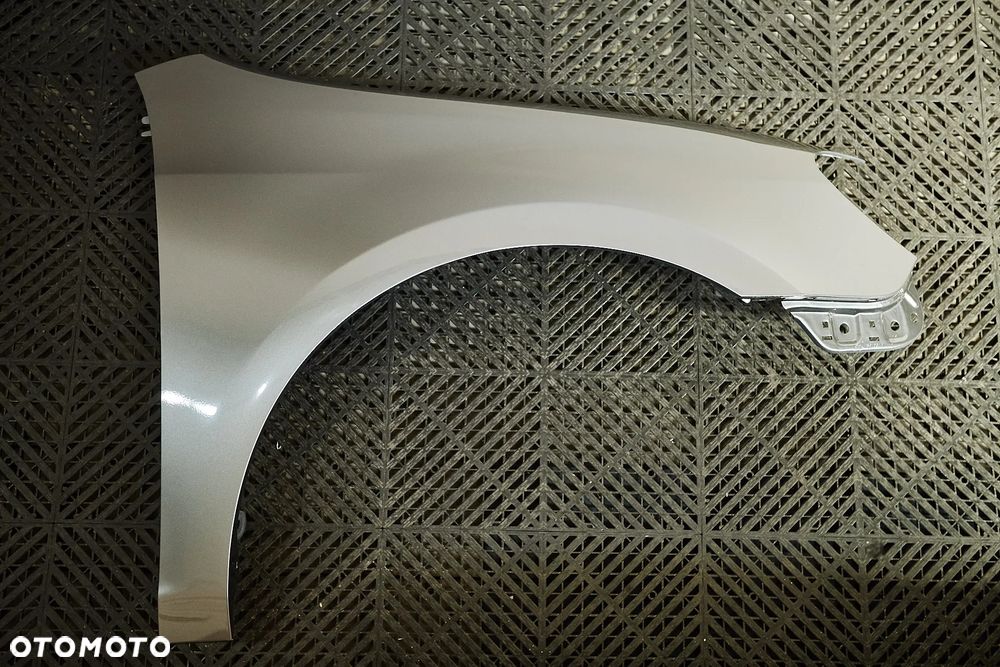 Błotnik przód P VW GOLF VI Hatchback 10.08-11.13 Kolor LA7T Nowy - 1