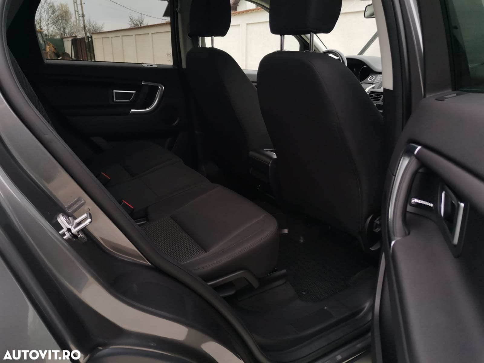 Land Rover Discovery Sport 2.0 l TD4 HSE Aut. - 6