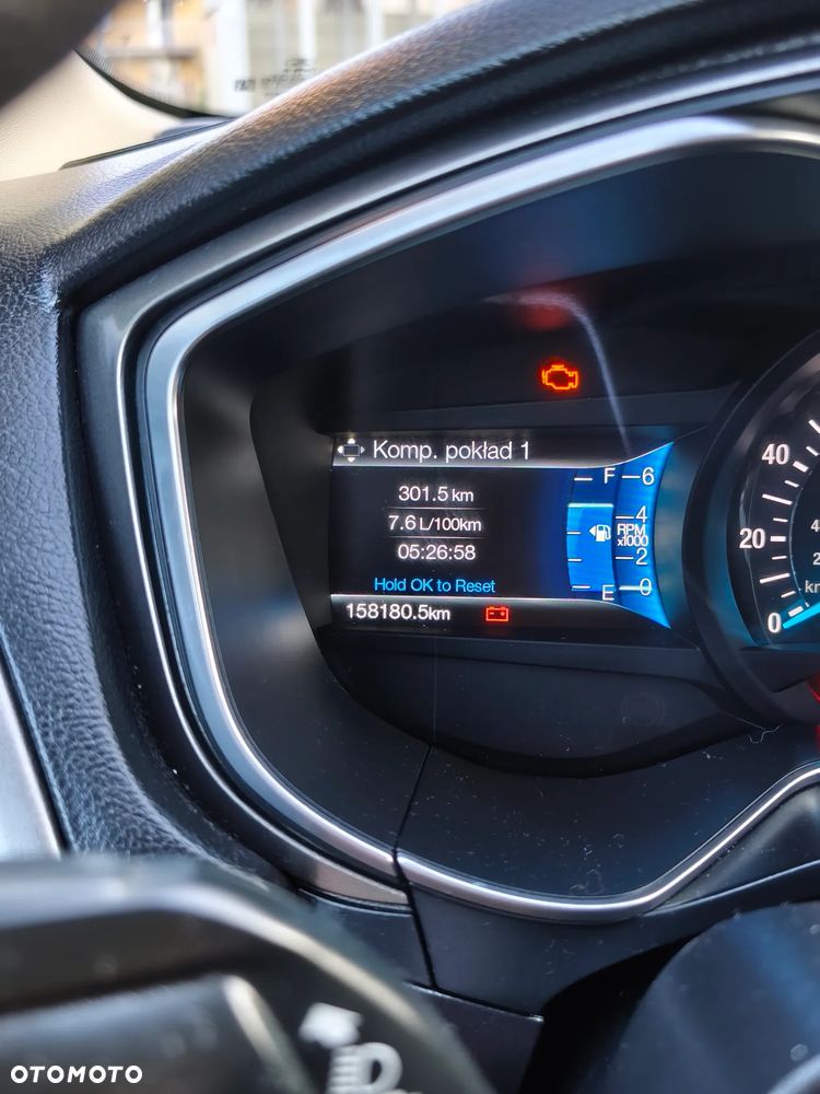 Ford Fusion - 16