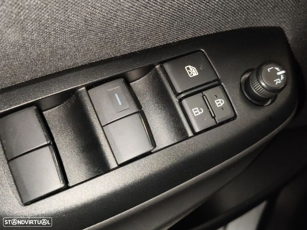 Toyota Yaris 1.5 HDF Comfort Plus - 15