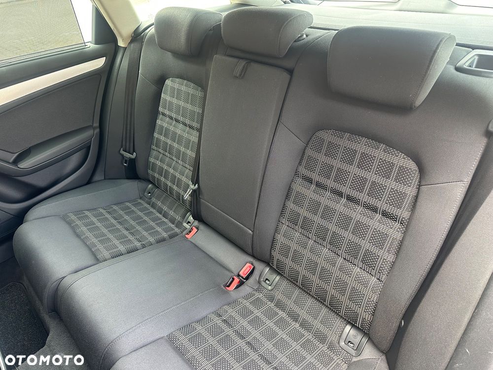Audi A4 Avant - 29