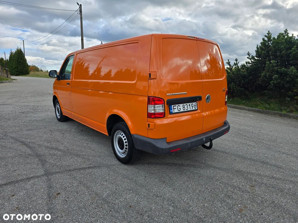 Volkswagen Transporter - 4