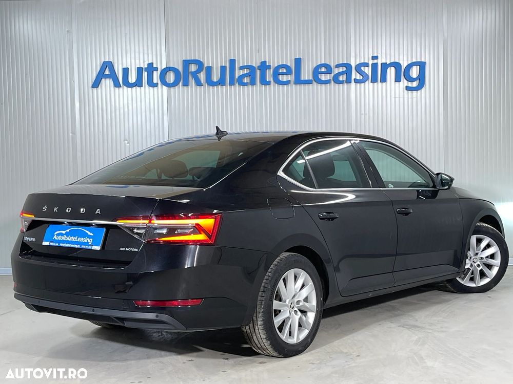 Skoda Superb 2.0 TDI DSG Ambition - 3