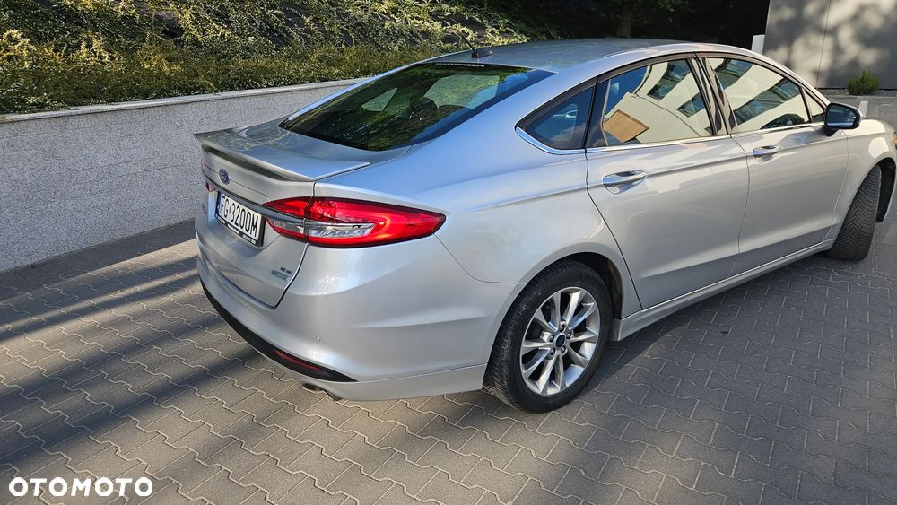 Ford Fusion - 20