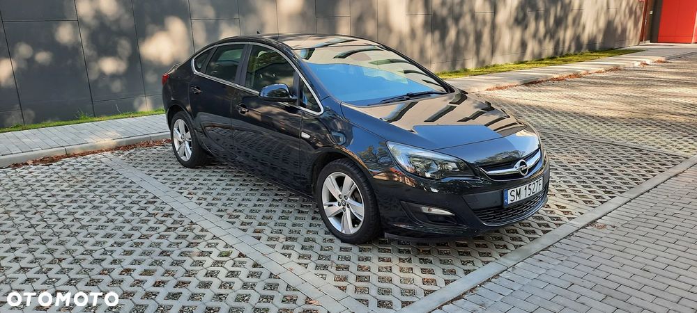 Opel Astra - 2