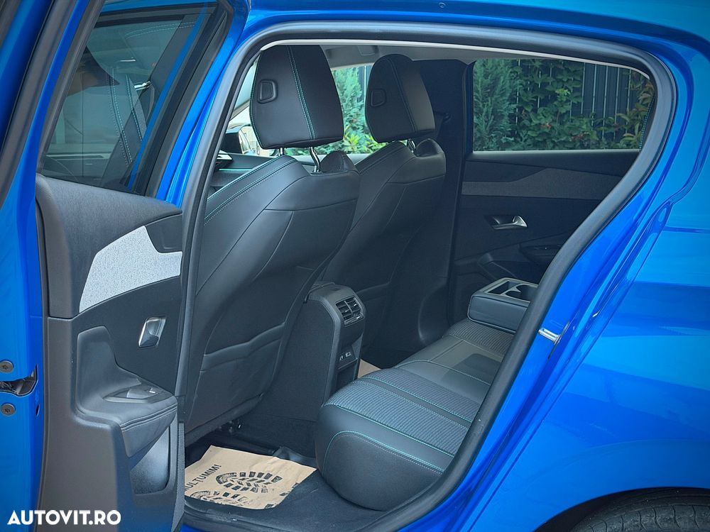 Peugeot 308 1.2 L PureTech Turbo S&S EAT8 Allure Pack - 20