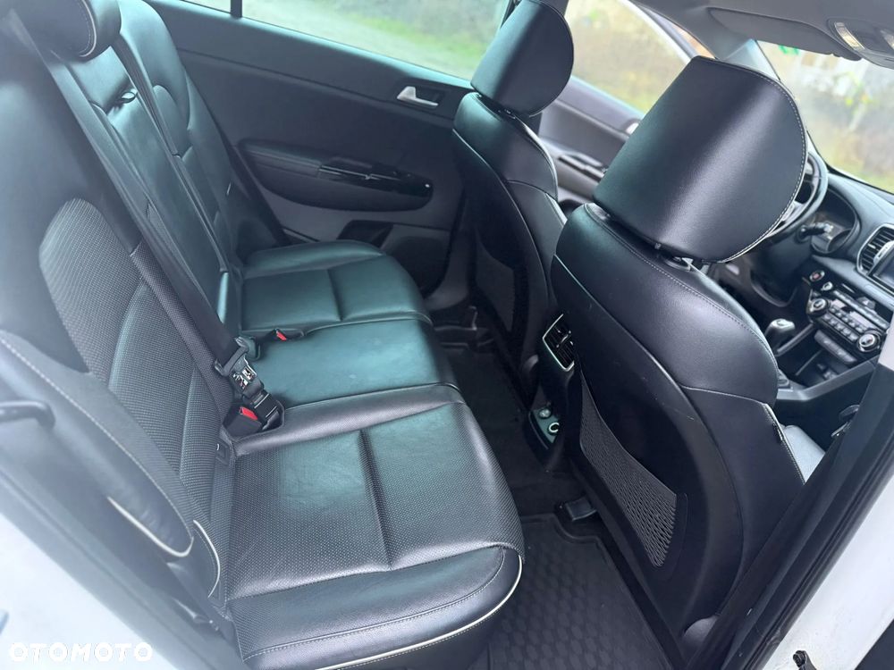 Kia Sportage 1.6 GDI 2WD Dream-Team Edition - 10