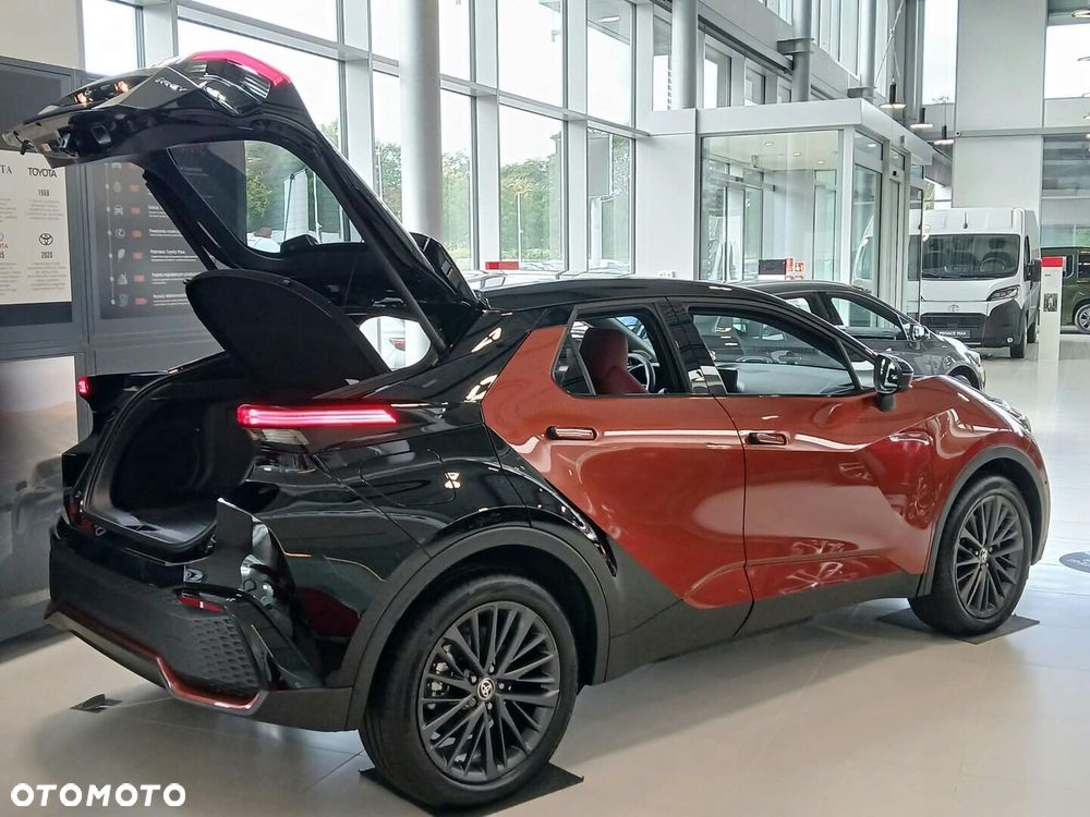 Toyota C-HR 2.0 PHEV Dynamic Force Tokyo Edition - 28