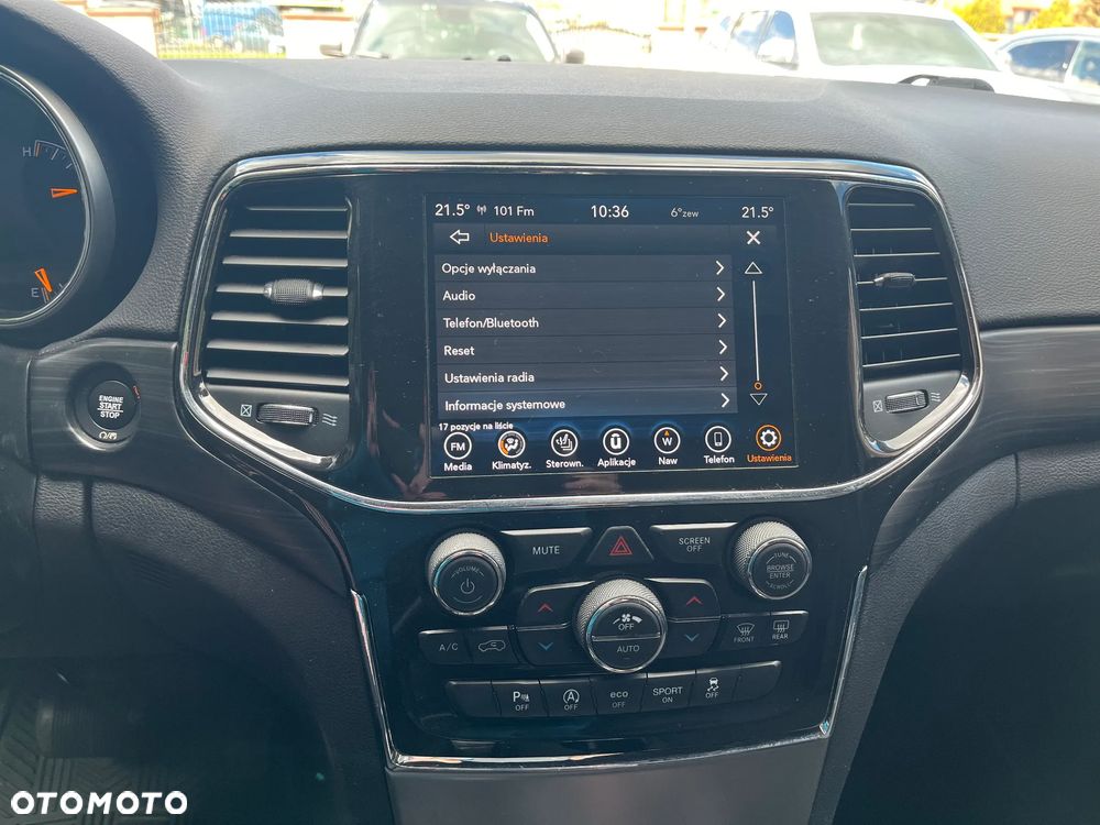Jeep Grand Cherokee 3.6 V6 Pentastar 4WD Automatik Laredo - 36