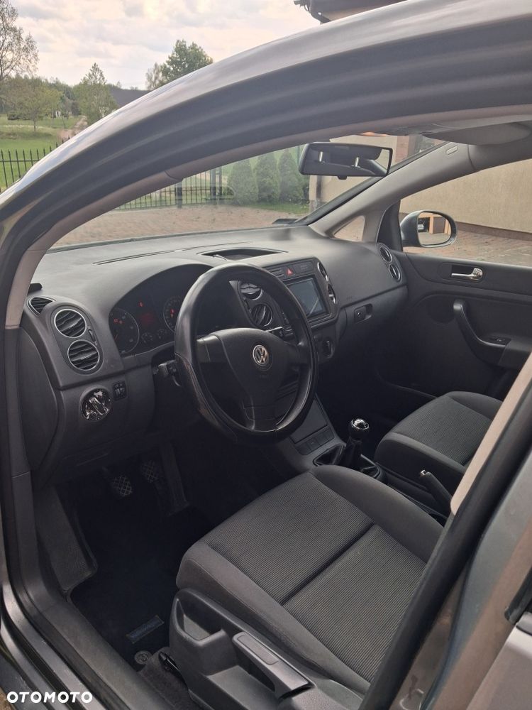 Volkswagen Golf Plus - 8