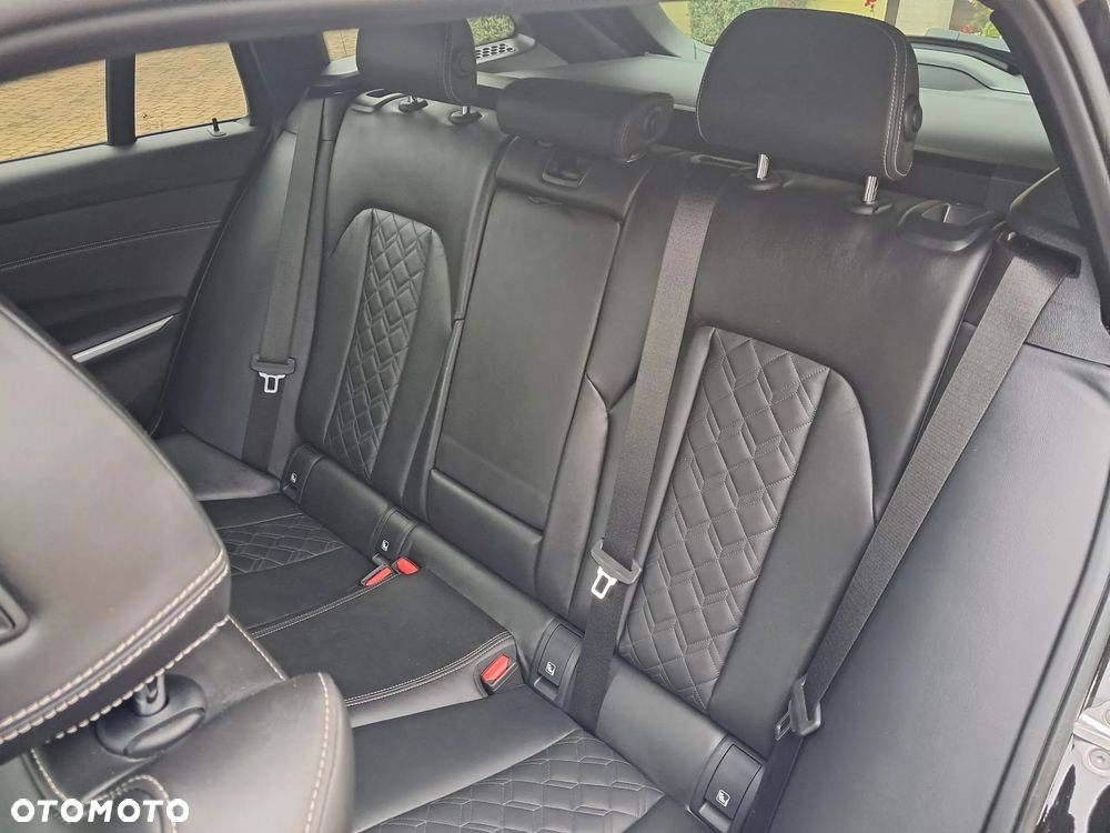 BMW Seria 3 320d xDrive MHEV M Sport sport - 12