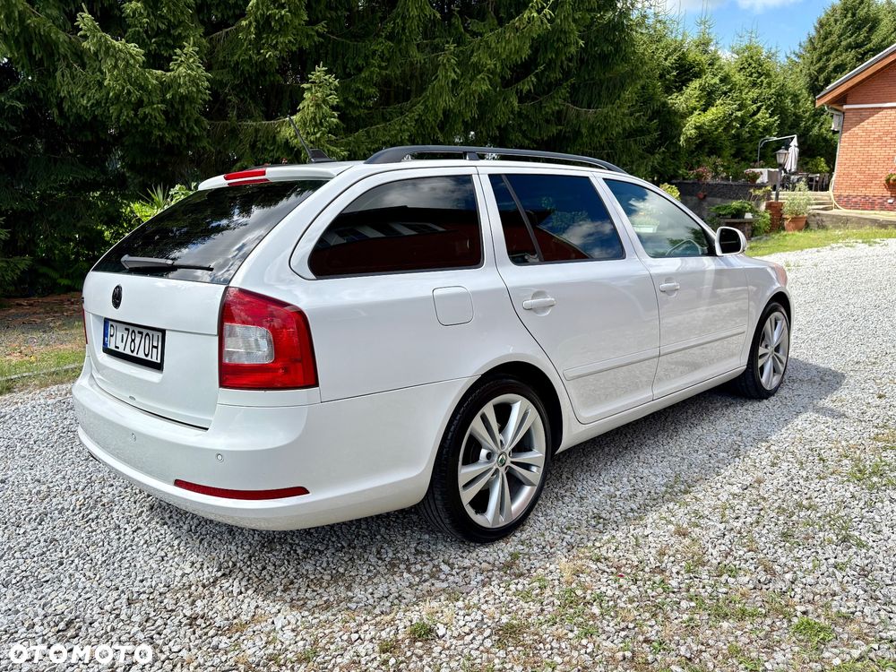 Skoda Octavia 2.0 TDI DPF DSG RS - 5