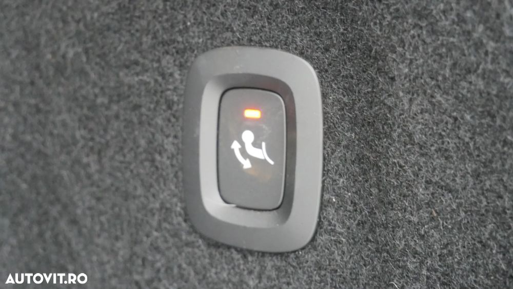 Volvo XC 60 T8 Twin Engine AWD R-Design - 35