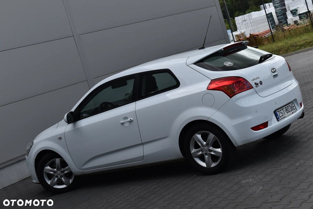 Kia Ceed 1.4 Comfort - 25