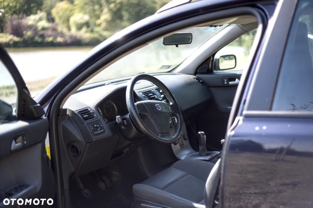 Volvo V50 - 10