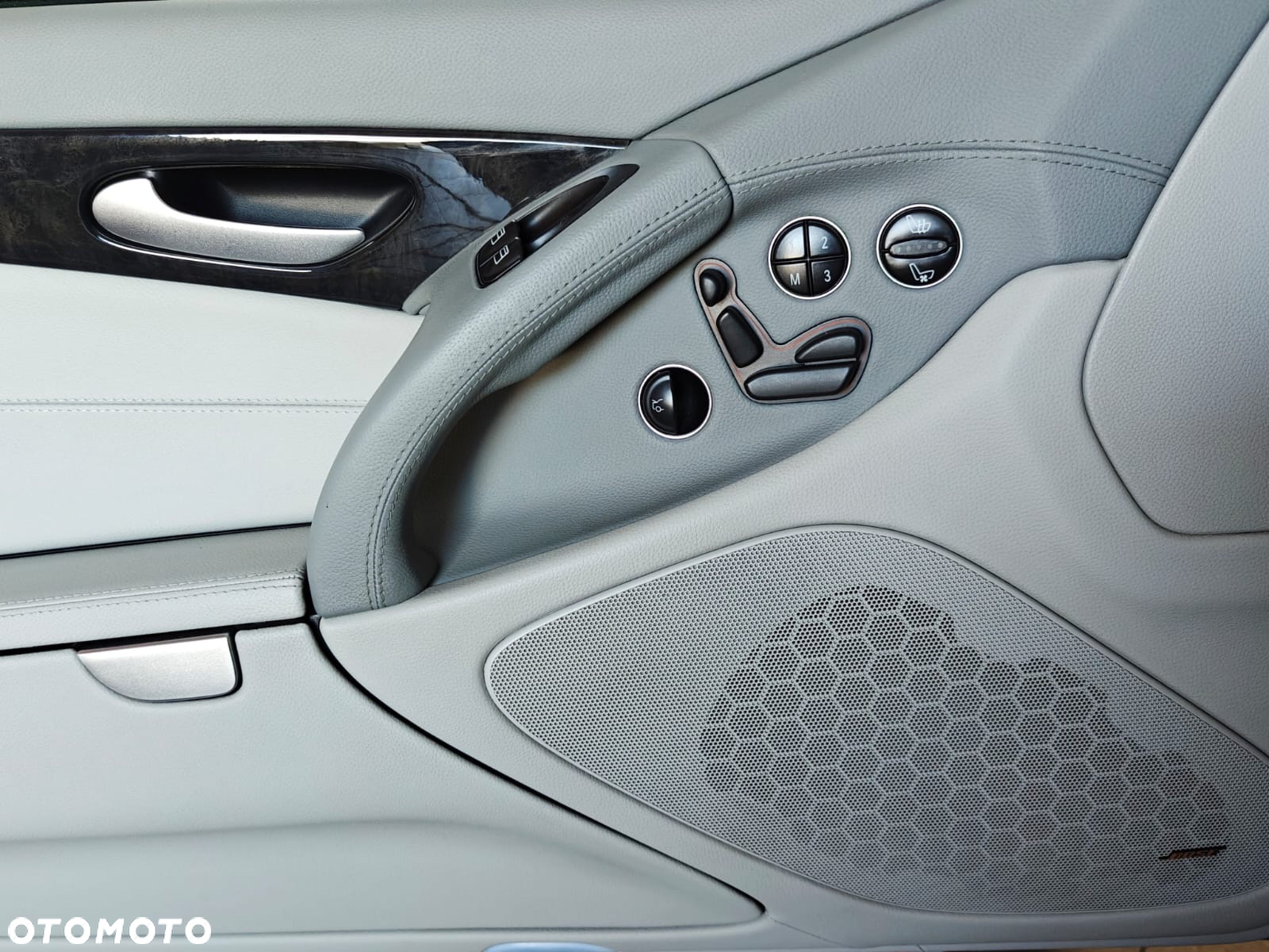 Mercedes-Benz SL 500 - 11