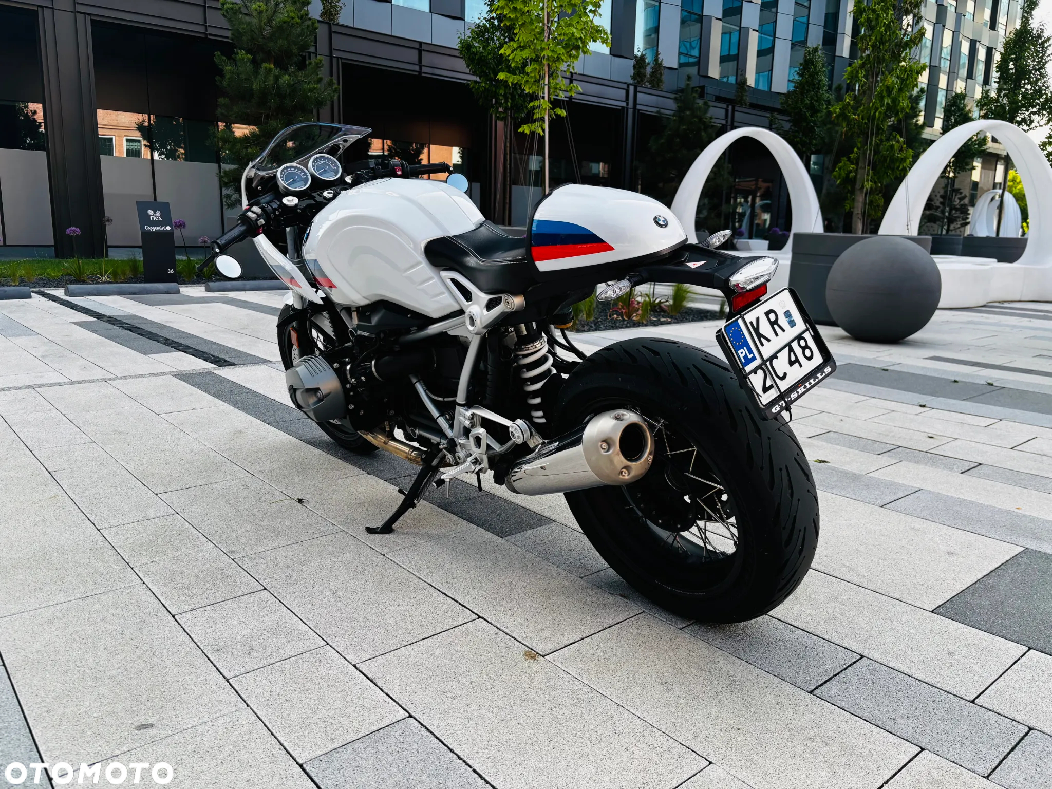 BMW R - 10