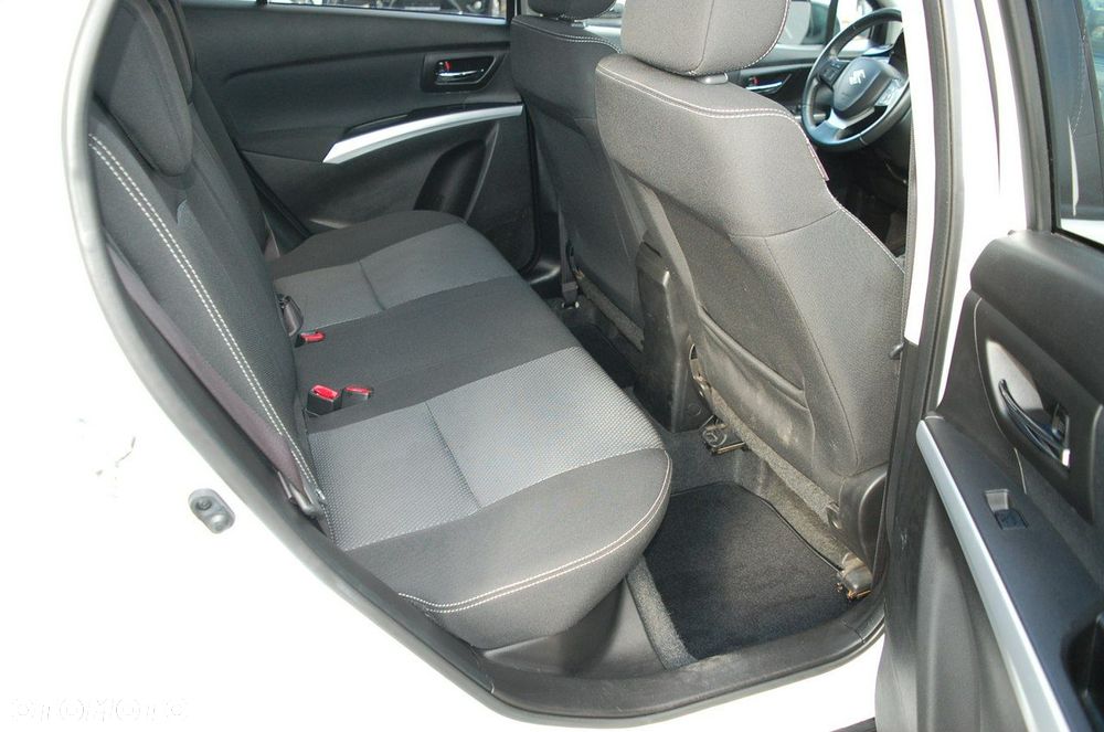 Suzuki SX4 S-Cross - 25