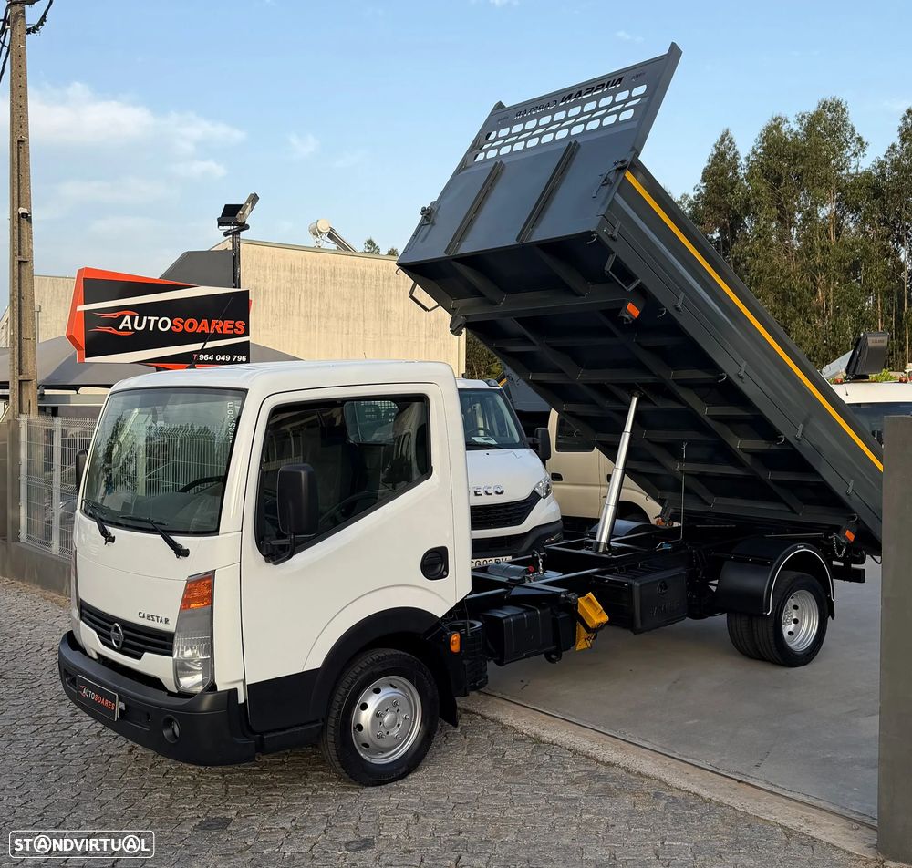 Nissan Cabstar TRIBASCULANTE - 1