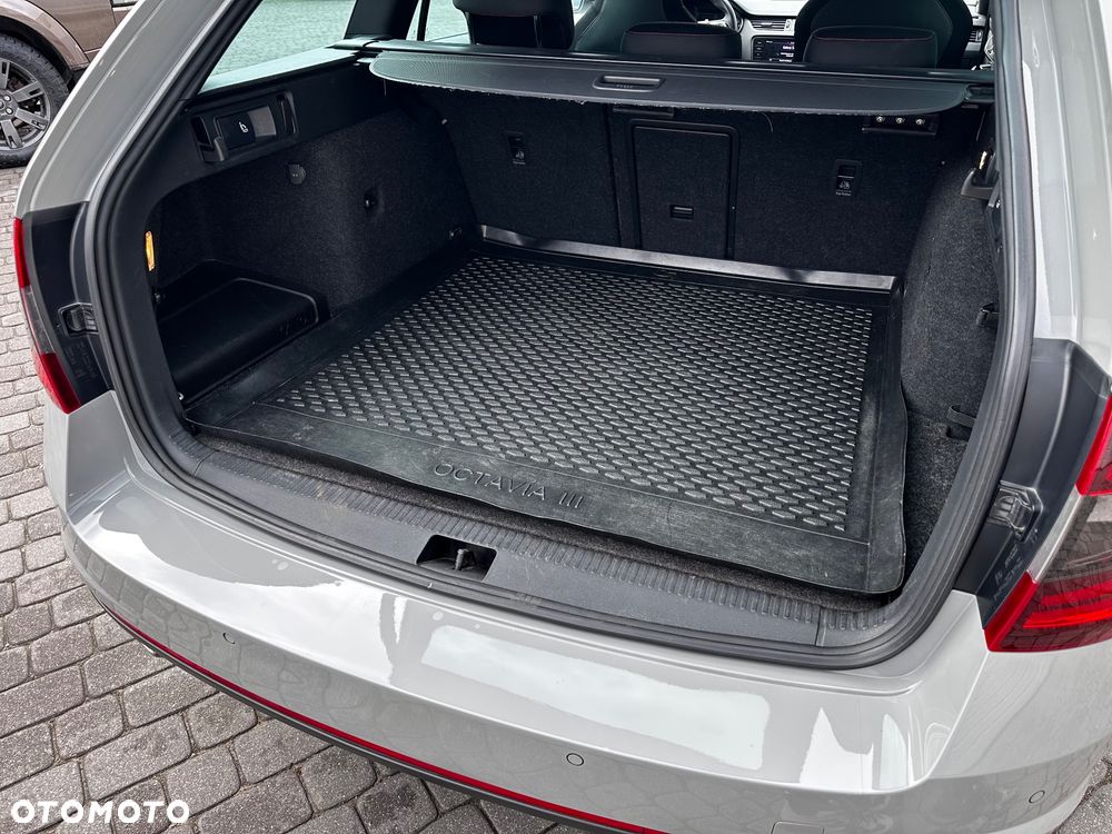 Skoda Octavia 2.0 TSI RS 230 DSG - 20