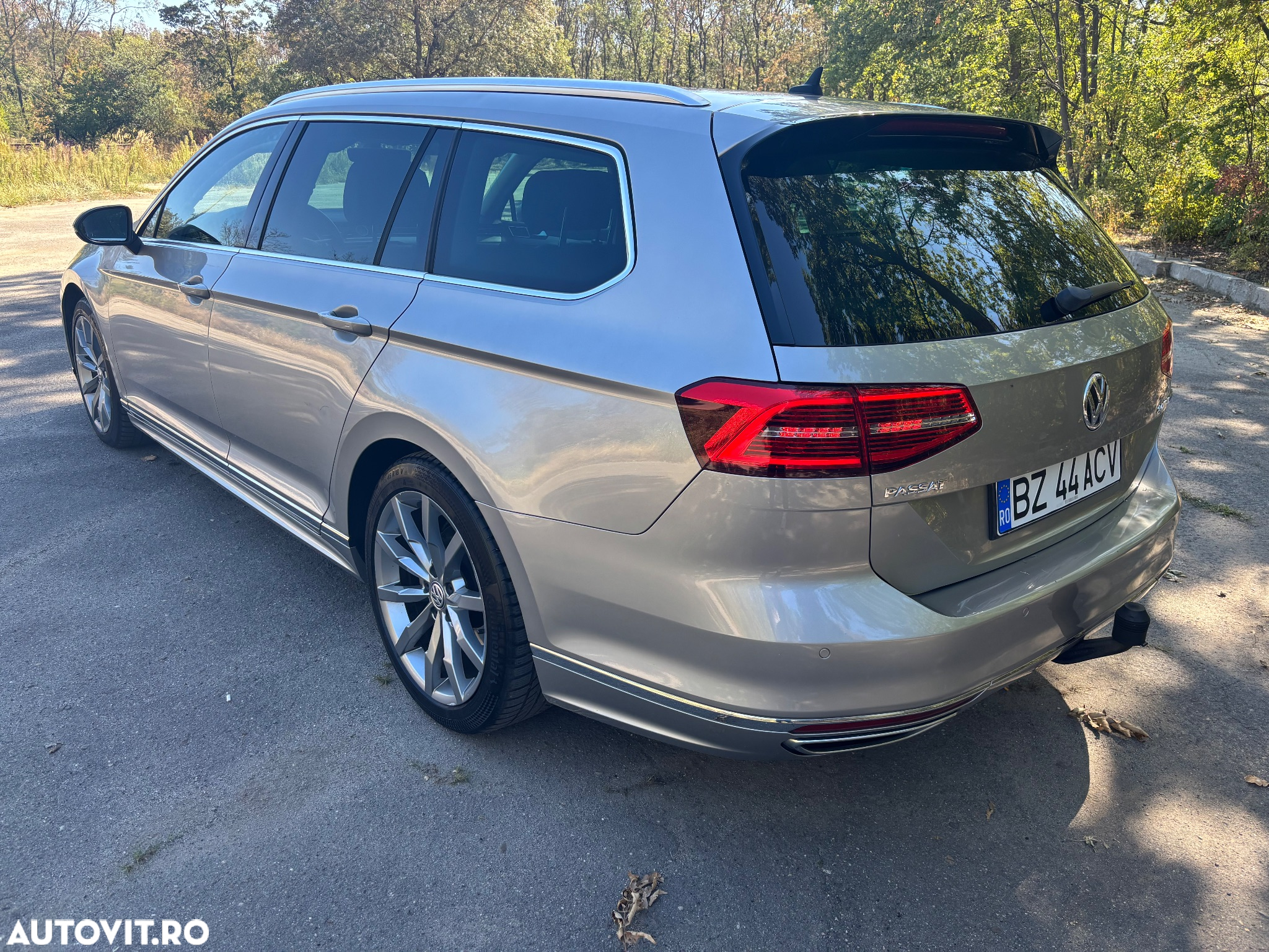 Volkswagen Passat Variant 2.0 TDI DSG (BlueMotion Technology) Highline - 6