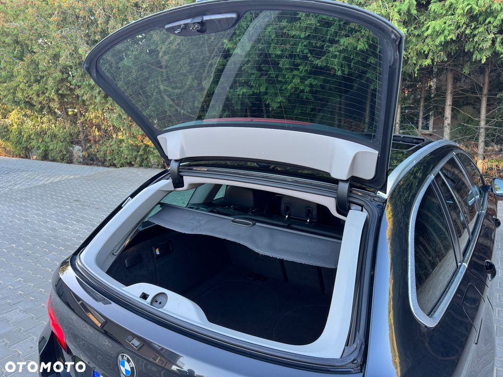 BMW Seria 5 520d Touring - 14