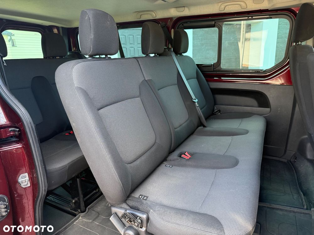 Renault Trafic 2.0 dCi - 23