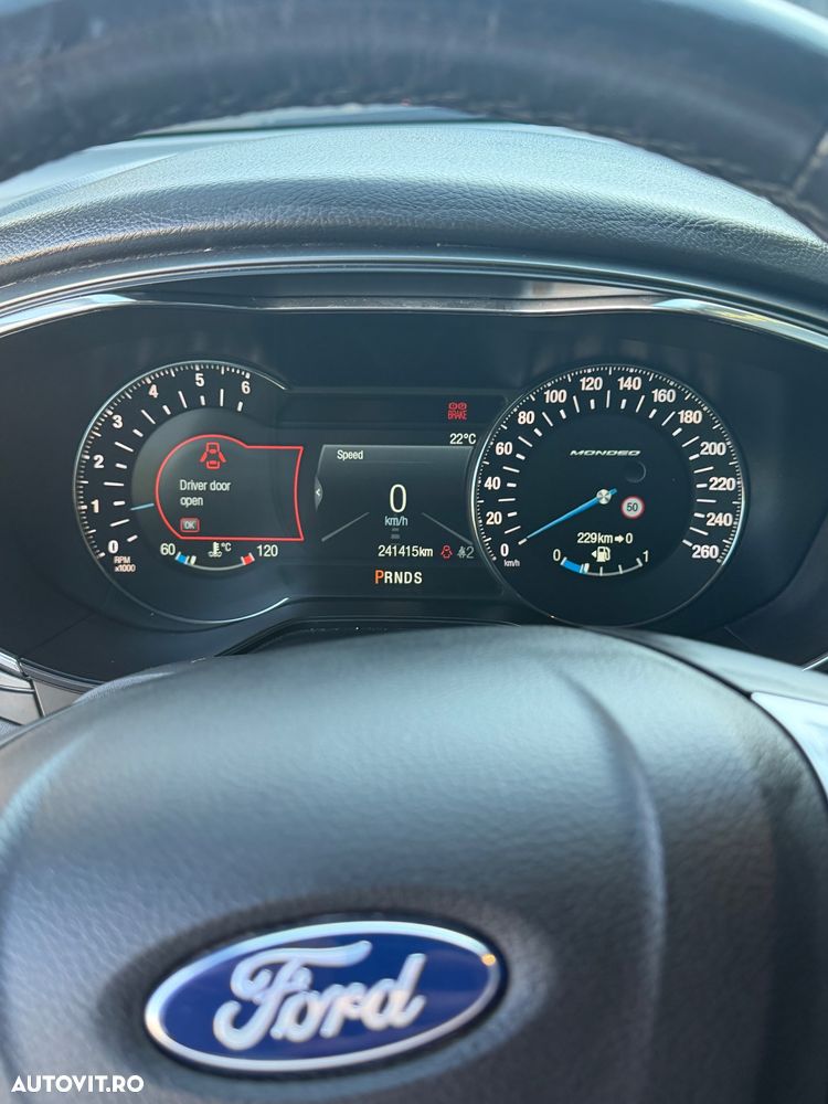 Ford Mondeo 2.0 TDCi Powershift AWD - 3