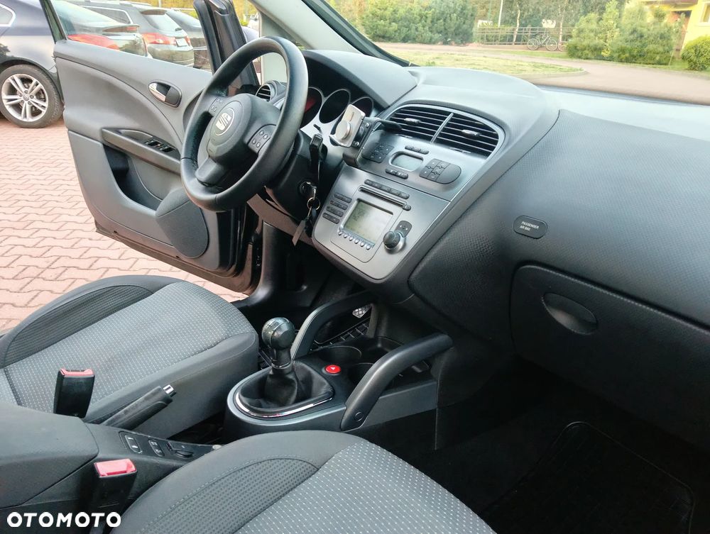 Seat Altea 1.6 Style - 13