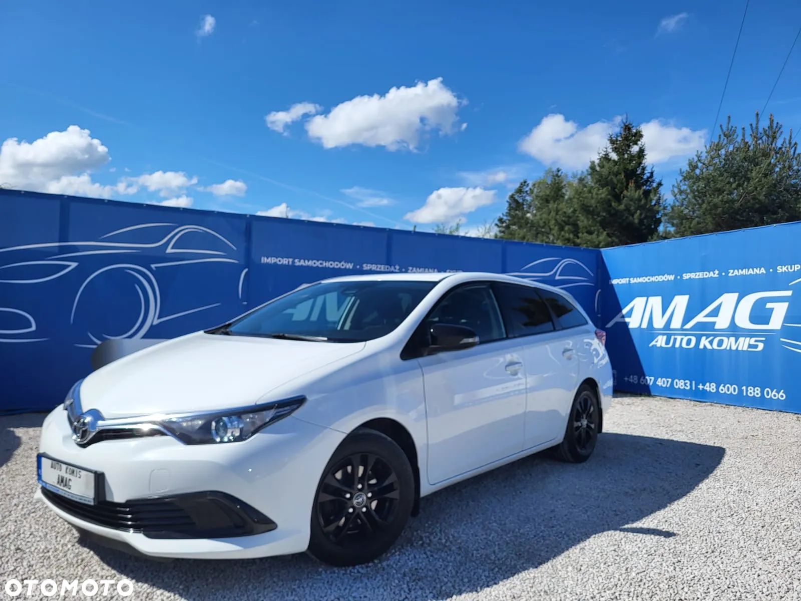 Toyota Auris - 1