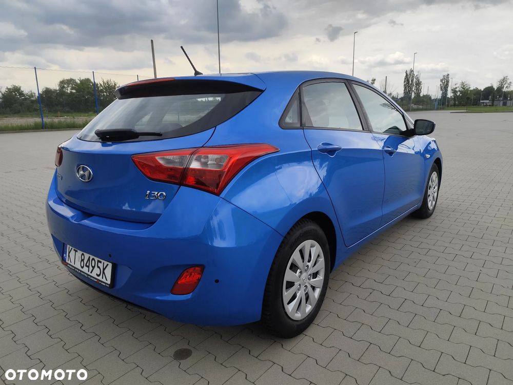 Hyundai i30 blue 1.4 Classic - 24