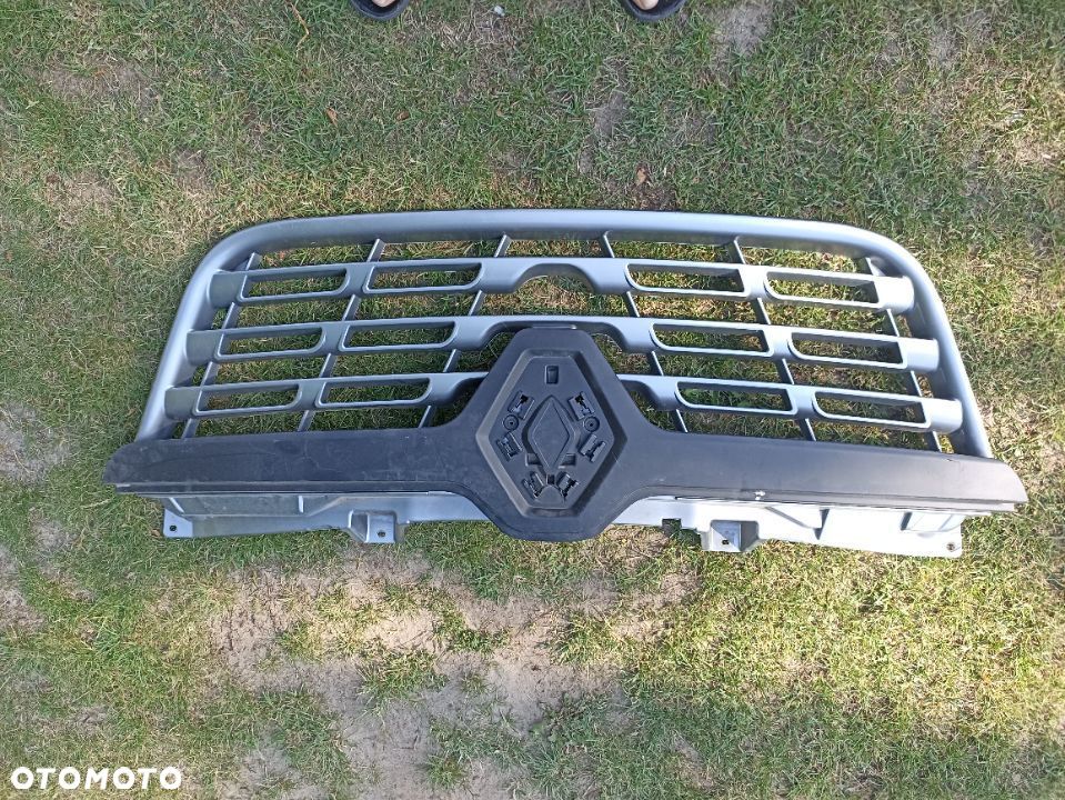 Master 3 Lift grill atrapa - 1