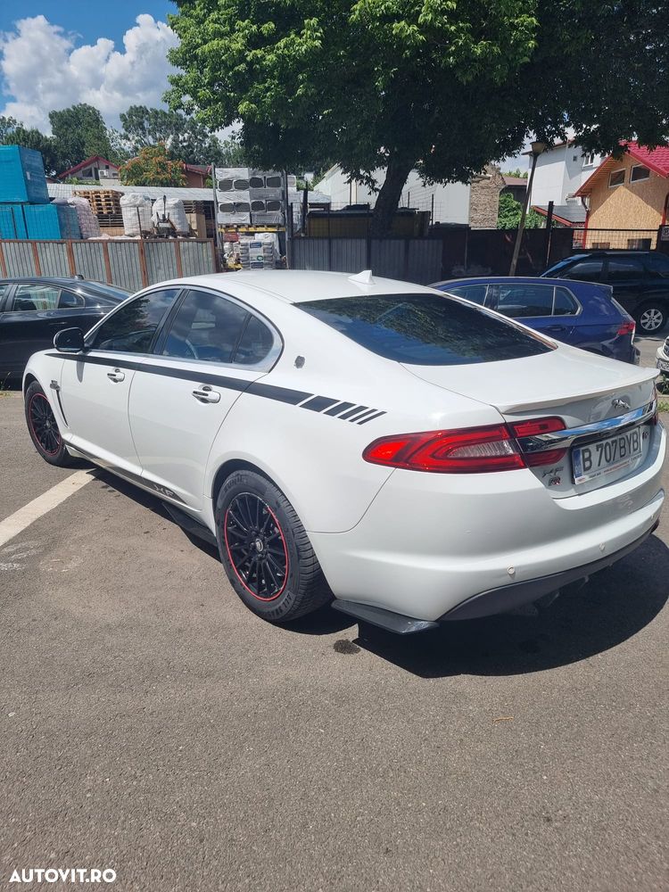 Jaguar XF 2.2D Luxury - 2