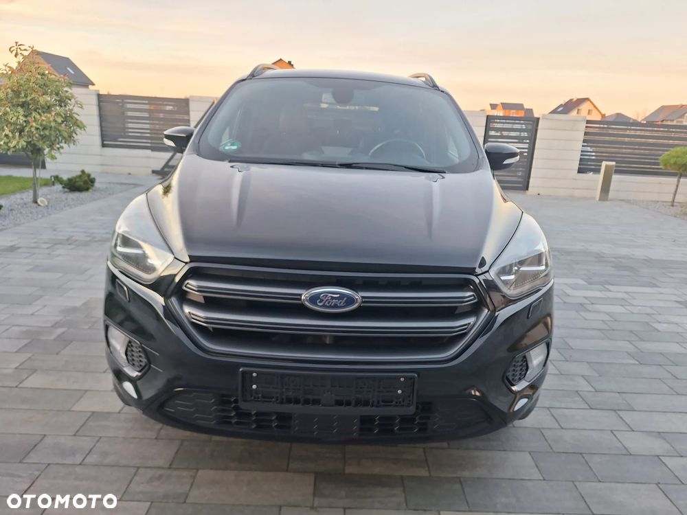 Ford Kuga 2.0 TDCi 4x4 ST-Line - 3